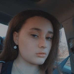 Meet your Posher, Makayla